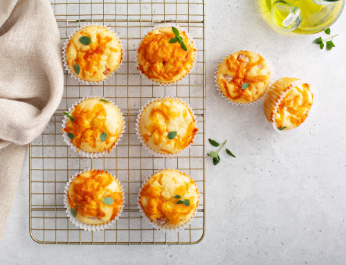 Muffin salati al prosciutto e formaggio
